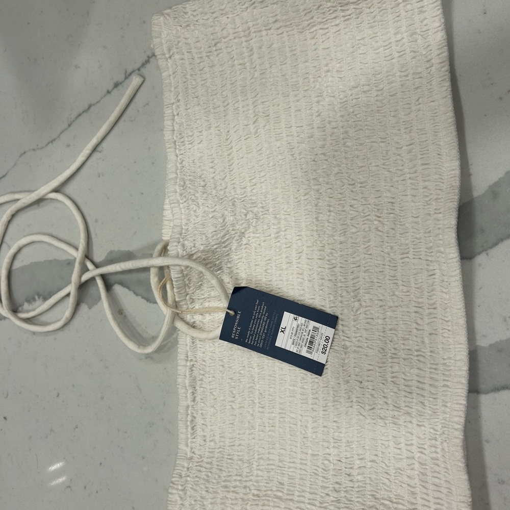 Universal Thread Cream Textured Tube Top